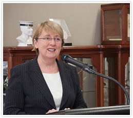 The Hon. Jenny Macklin MP’s speech of congratulations mentioned by having computer access seniors can talk to people across the street, or across the world.